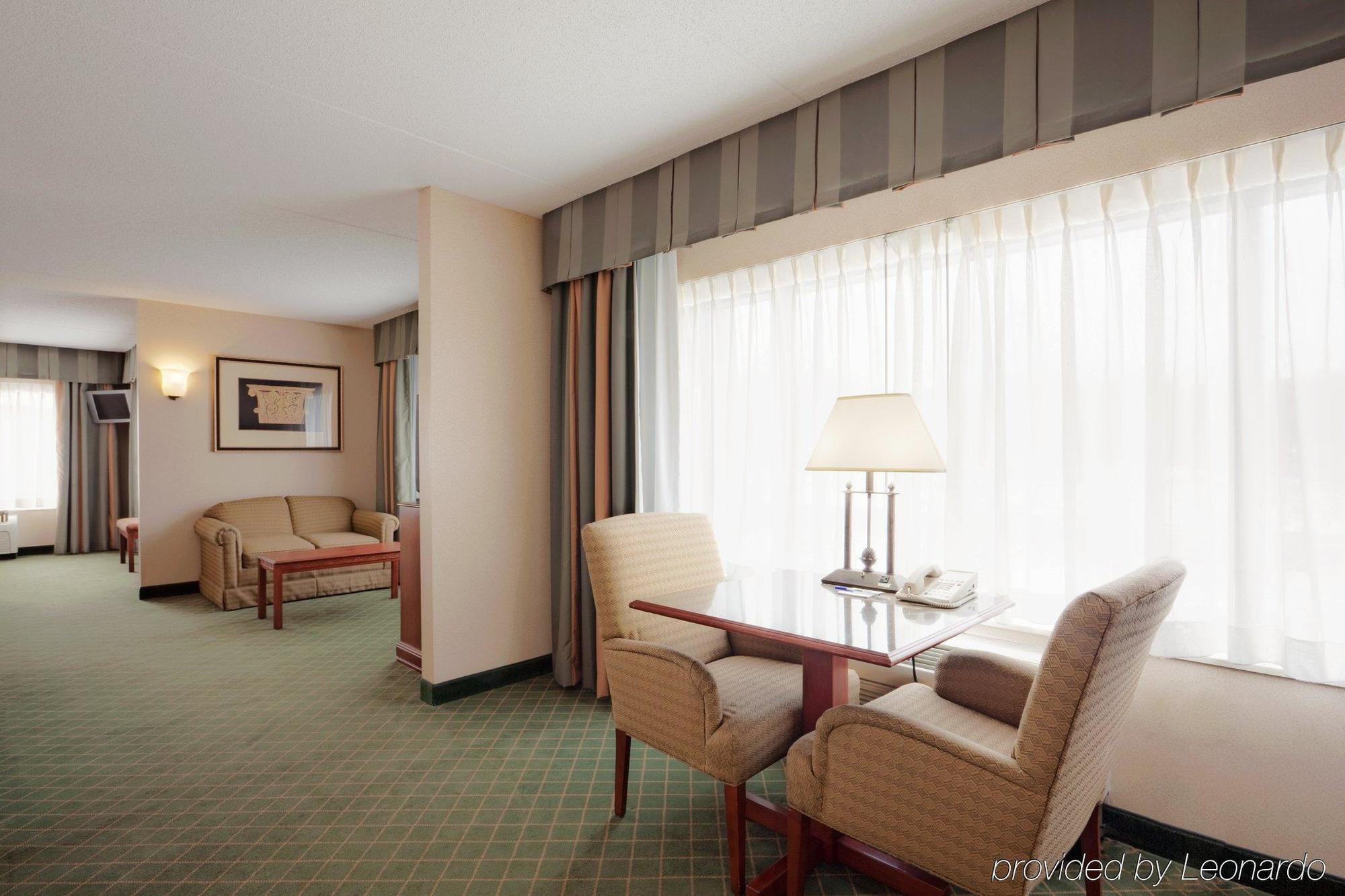 Holiday Inn Express Hotel & Suites Auburn By Ihg Værelse billede